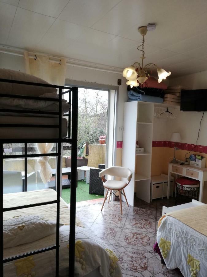 Hotel Les Deux Lions Alairac Exteriér fotografie